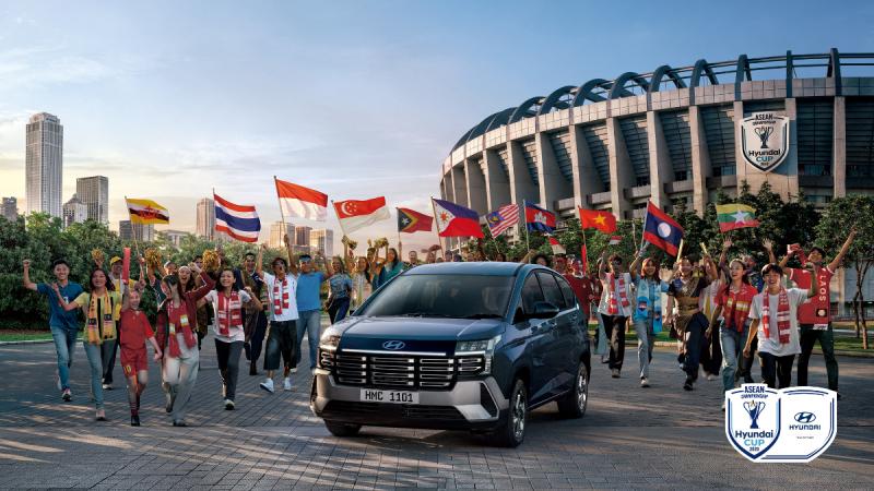 Hyundai Stargazer jadi andalan, dalam peluncuran kampanye penyemangat sepak bola ASEAN. (sumber: Hyundai)