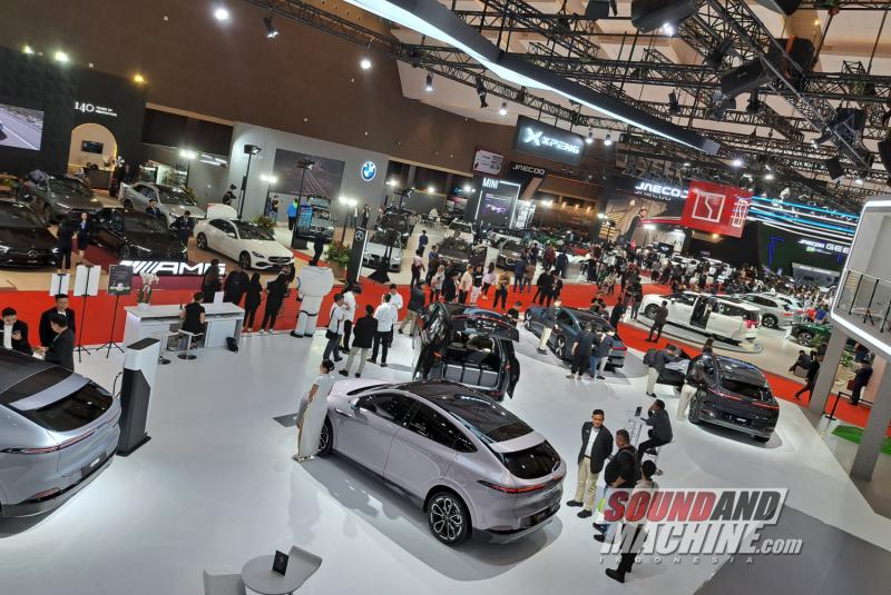 Ilustrasi pameran Indonesia International Motor Show (IIMS).