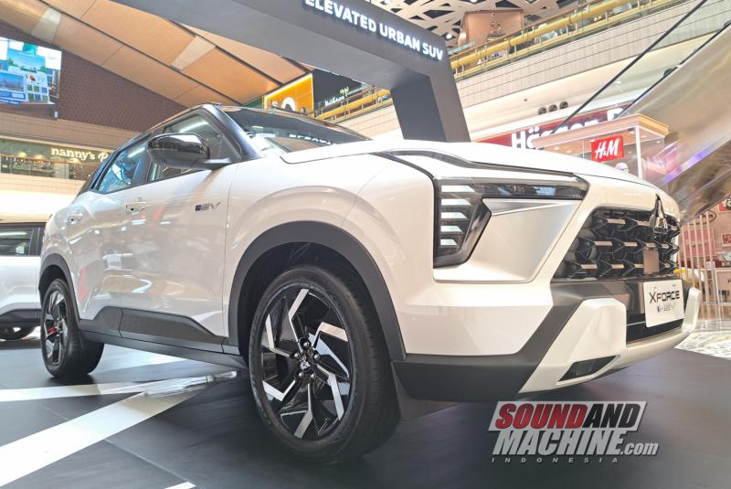 Mitsubishi meluncurkan Xforce varian mesin hybrid, yang dibuat lebih memberikan rasa percaya diri untuk pengemudi.