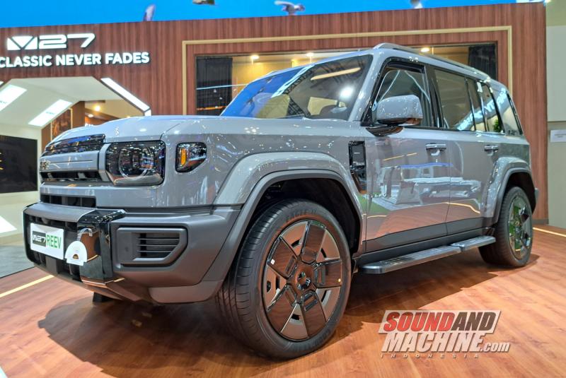 iCar perkenalkan V27 dengan penggera Range Extended Electric Vehicle di pameran Gaikindo Indonesia International Auto Show (GIIAS) 2026.