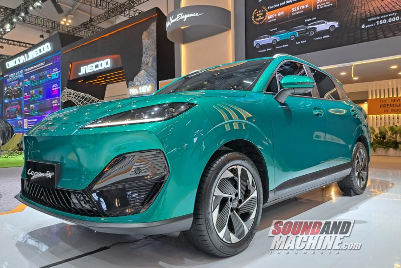 Harga jual Lepas E4 EV diumukan di pameran Gaikindo Indonesia International Auto Show 2026, yaitu mulai dari Rp. 339 juta.