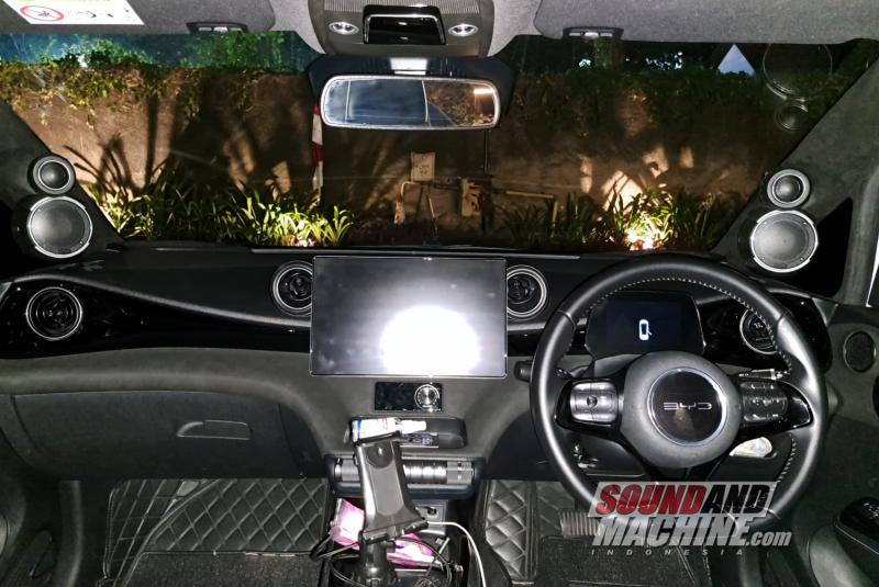 Illustration for car audio tuning simulator for Asia Master Tuner and Indonesia Open 2026 participants.